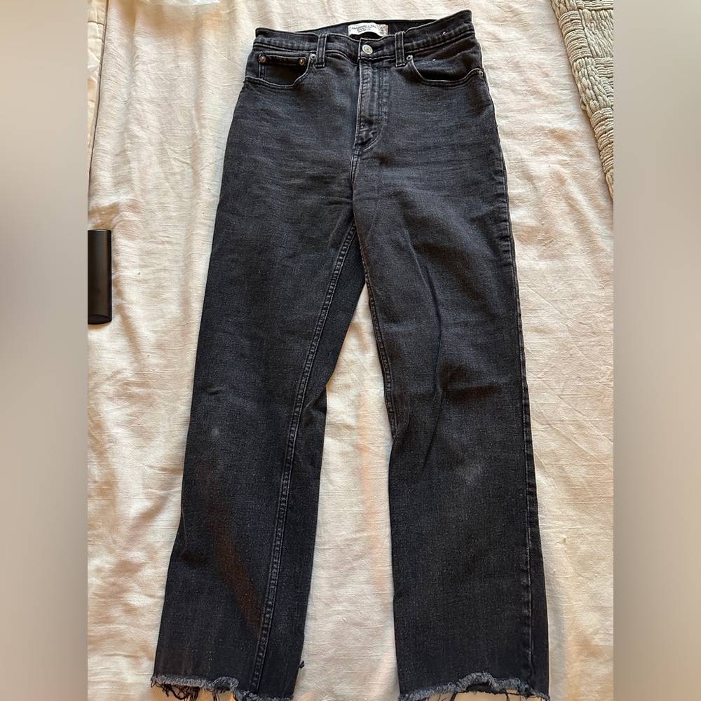 Abercrombie & Fitch Black Cropped Jeans